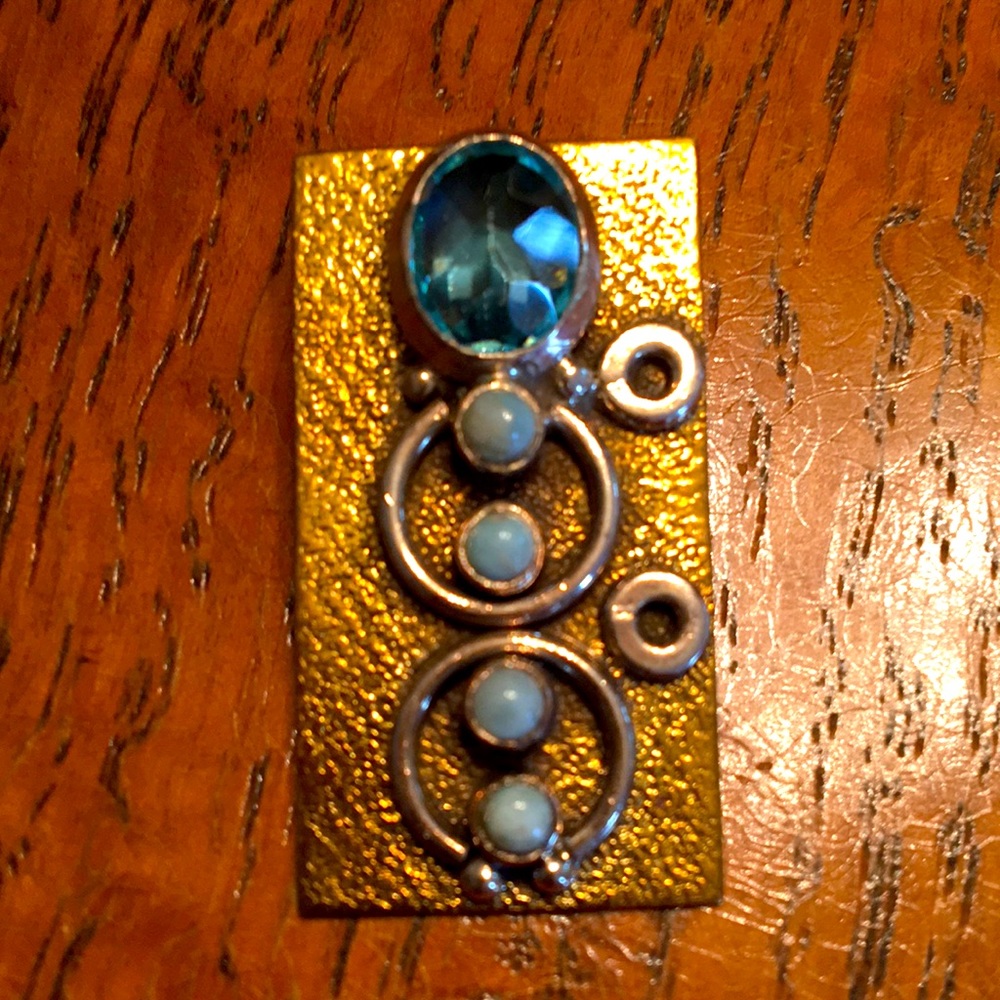 Pendant
